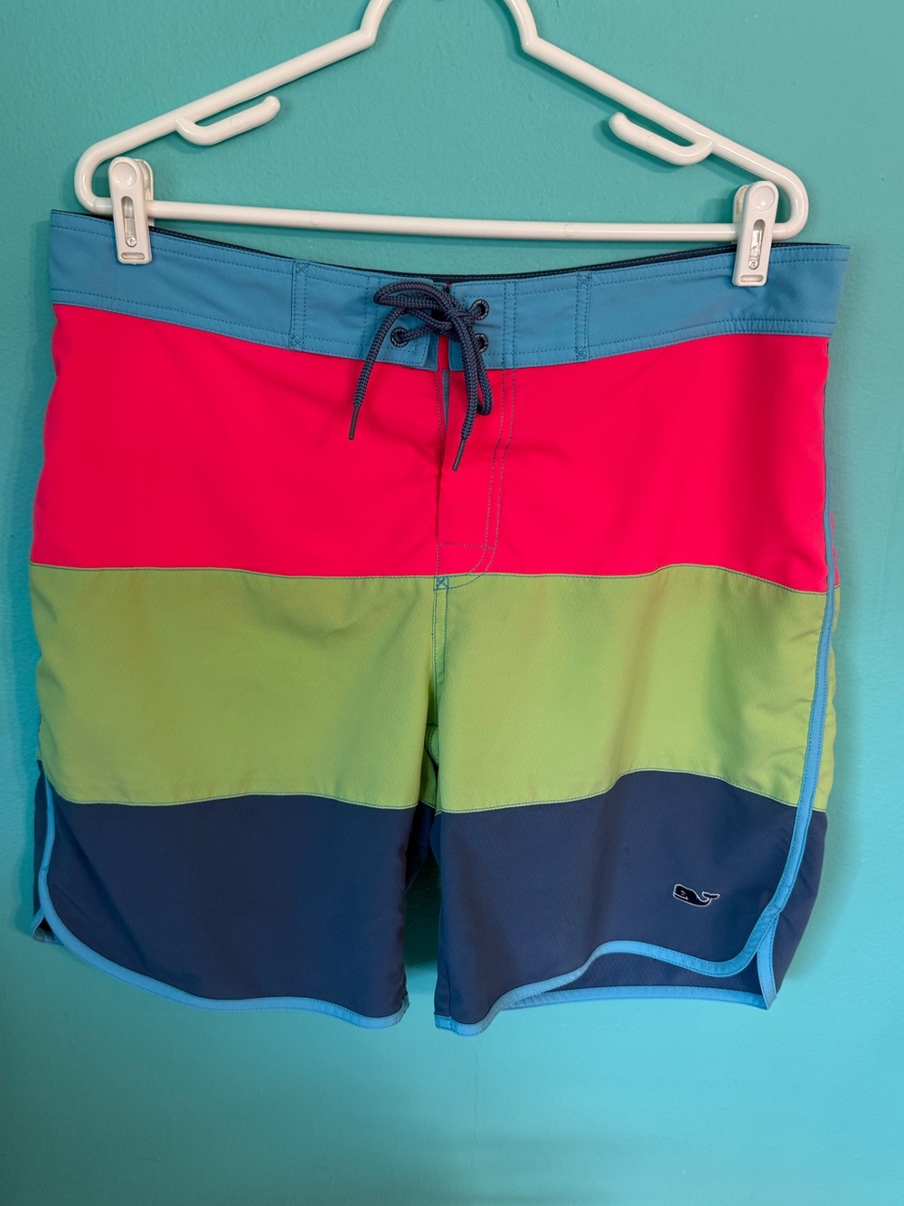 EUC Men’s Vineyard Vines Colorblock Swim Trunks Size 35 = L/XL